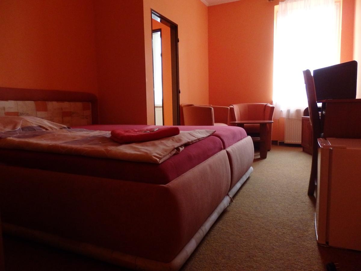 Hotel Zlaty Kriz Teplice Eksteriør billede